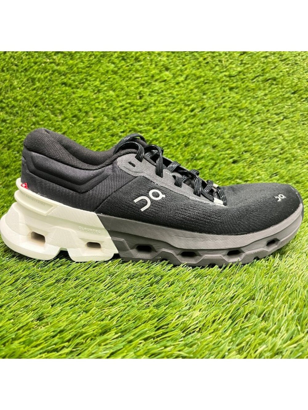 On Cloudflyer 5 Womens Size 8.5 Black White Mesh Athletic Running Shoes Sneakers